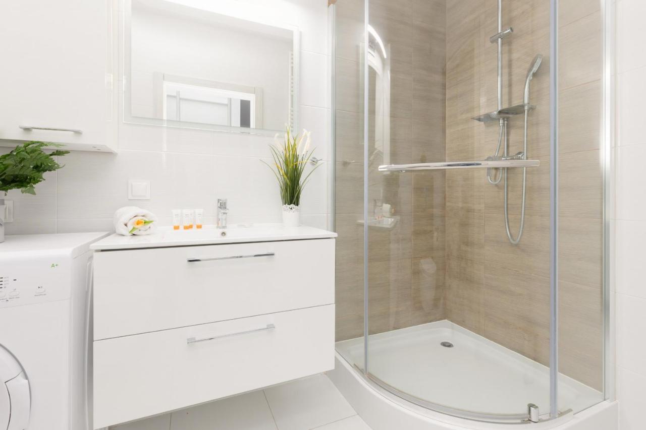 Warsaw Ulrychow Apartment With Parking By Renters Экстерьер фото