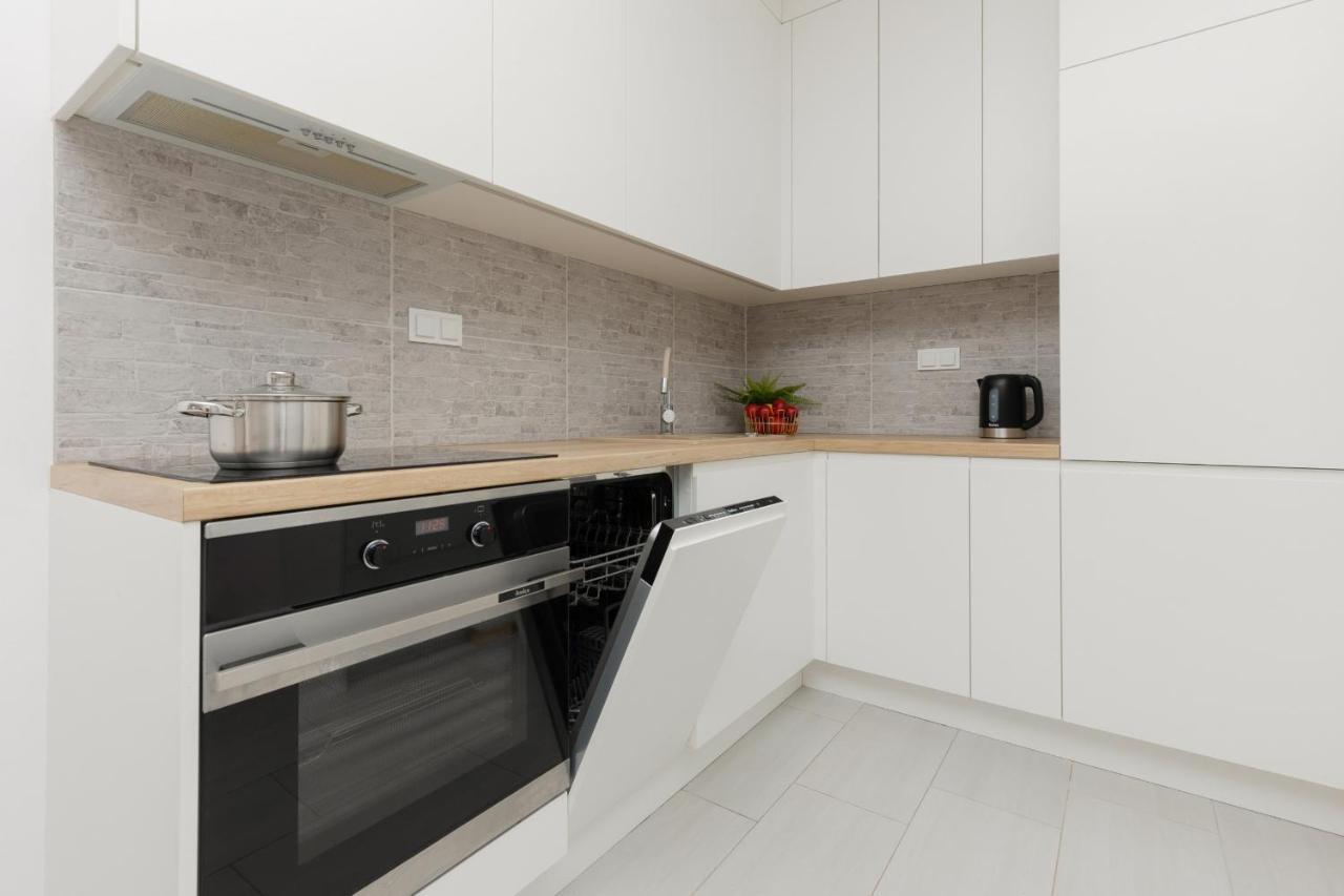 Warsaw Ulrychow Apartment With Parking By Renters Экстерьер фото