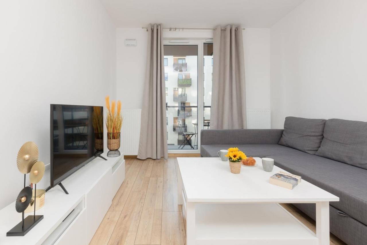 Warsaw Ulrychow Apartment With Parking By Renters Экстерьер фото